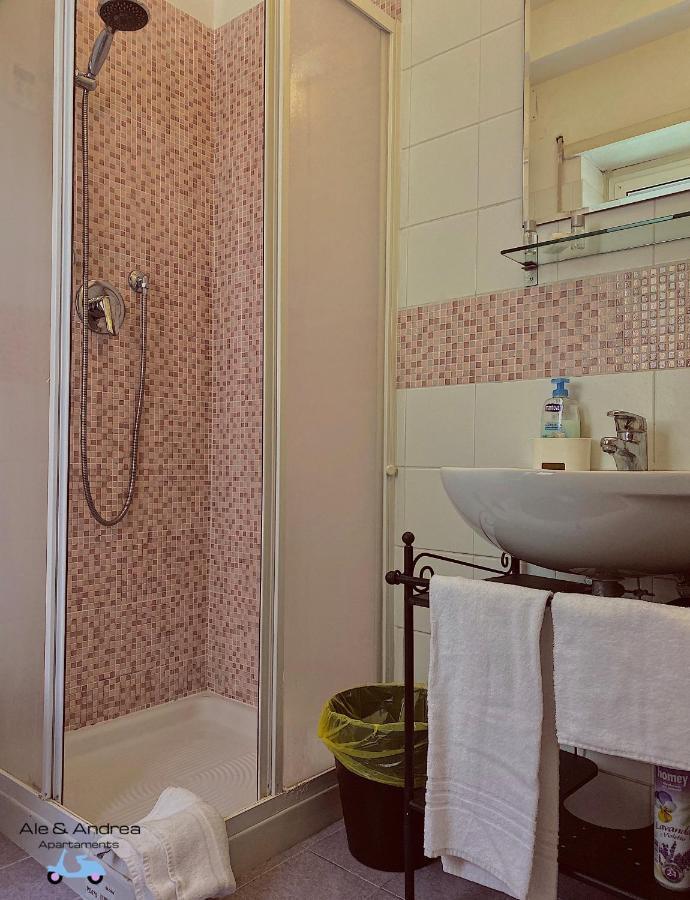 Ale&Andrea Apartments Blu & Lilla Рим Экстерьер фото